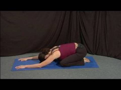 Beginning Yoga Poses : Yoga Child Pose
