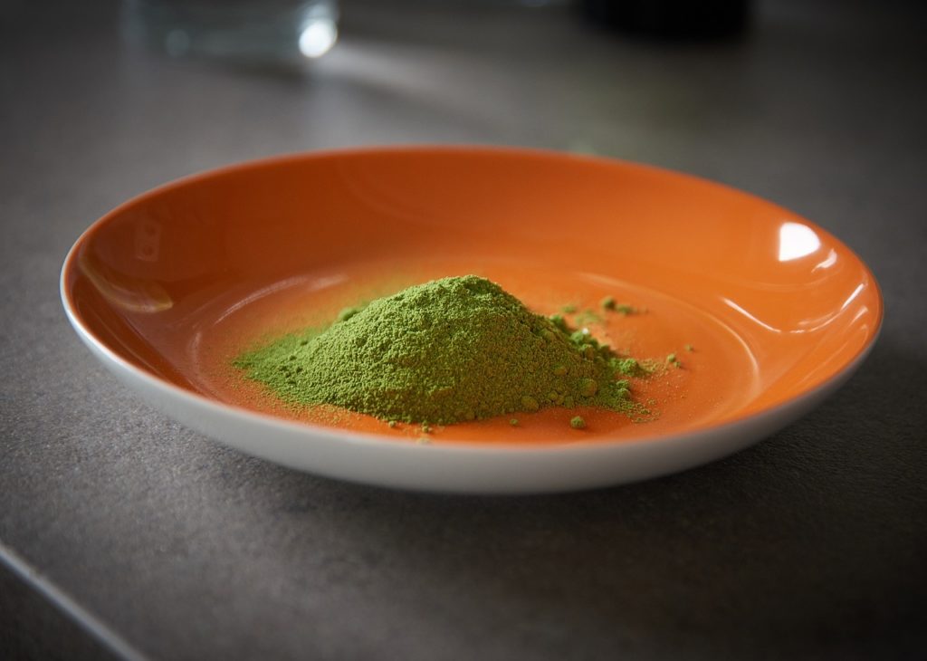 Moringa oleifera prášok z listov