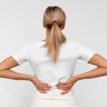 Trápia vás bolesti chrbta? Môže vám pomôcť zmena spánkovej polohy